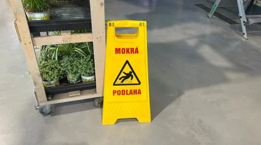 Mokrá podlaha